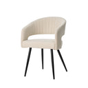 Silla KORA, en beige, vista en perspectiva