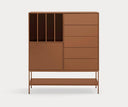 Mueble auxiliar alto PLATT de 120 cm con 1 puerta y 5 cajones, en arcilla – Teulat