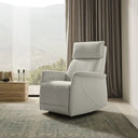 Sillón relax motorizado SIRO en un salón con alfombra y cortina