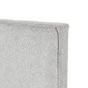 Detalle del tapizado del cabecero MISTRAL en gris claro, 180 cm
