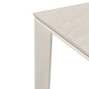 Mesa LISA 140, en travertino con pata beige, vista de conjunto