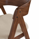 Silla RINA, en nogal y beige, detalle del acabado