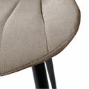 Silla MILA, en taupe, detalle del acabado