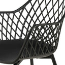 Silla CHARLOTTE, en negro, detalle del acabado