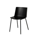 Silla CADY, en negro, vista en perspectiva