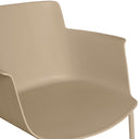 Silla DOLLY, en beige, detalle del acabado