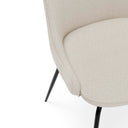 Silla AGATA, en beige, detalle del acabado