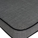 Silla MAYRA, en gris oscuro, detalle del acabado