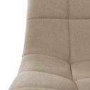 Silla MINNIE, en taupe, detalle del acabado