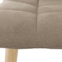Silla MINNIE, en taupe, detalle del acabado