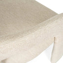 Silla LORETTA, en beige, detalle del acabado
