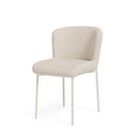 Silla ZOEY de patas beige, en beige, vista en perspectiva