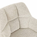 Silla TAIMI, en beige, detalle del acabado
