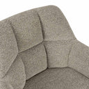 Silla TAIMI, en beige y taupe, detalle del acabado