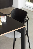 Mesa de comedor NICOLA de 140 o 180 cm para 4 a 8 personas, en negro – Teulat