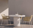 Mesa THELMA, en un comedor