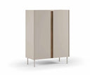Mueble auxiliar alto LUCILE de 90 cm con 2 puertas, en crema y roble, vista en perspectiva