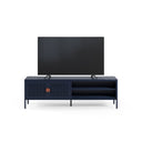 Mueble TV SAYLA de 160 cm con 2 puertas, en azul oscuro, con un televisor encima